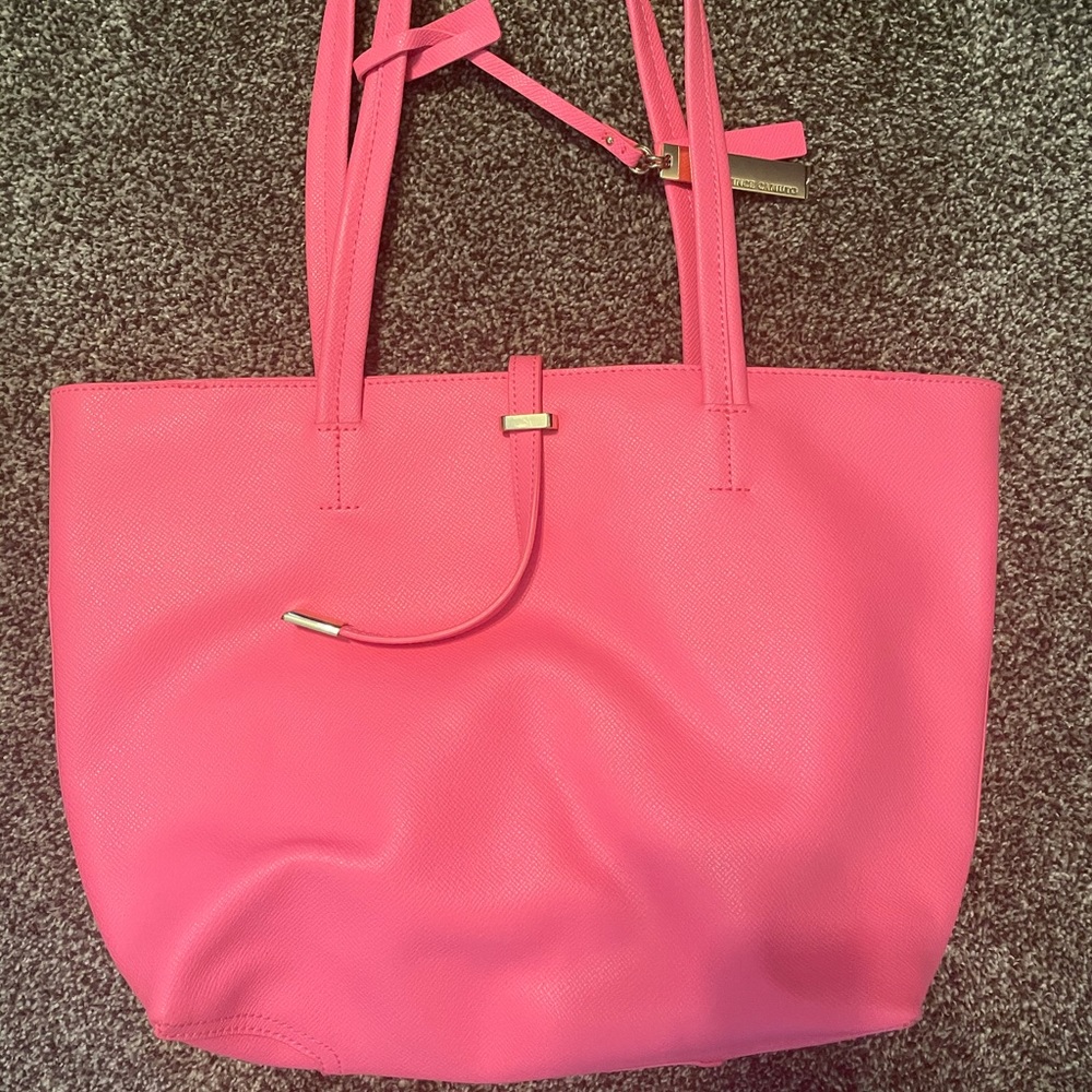 Leila Fiesta Vince Camuto Purse